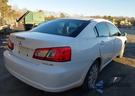 2011 Mitsubishi Galant Fe z USA, uszkodzony, nr VIN 4A32B2FF1BE020917
